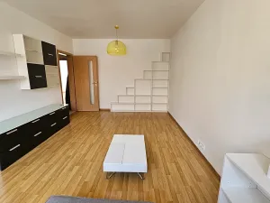 Pronájem bytu 3+1, Praha - Vršovice, Rostovská, 75 m2