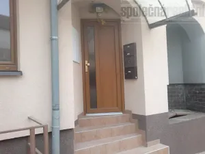 Pronájem bytu 1+kk, Holubice, Na Hrázi, 25 m2