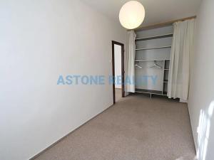 Pronájem bytu 2+kk, Praha - Libeň, U školičky, 43 m2