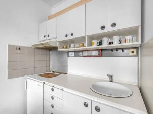 Prodej bytu 1+kk, Hradec Králové, Brožíkova, 35 m2