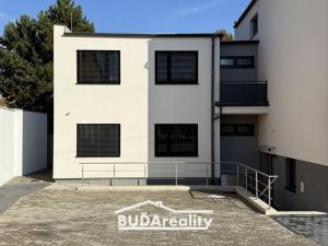 Pronájem bytu 2+kk, Otrokovice, tř. Osvobození, 40 m2