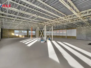 Prodej obchodního prostoru, Hradec Králové - Slezské Předměstí, Bratří Štefanů, 876 m2