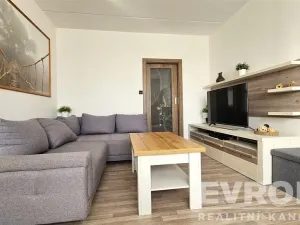 Prodej bytu 3+1, Pardubice - Zelené Předměstí, Karla IV., 76 m2