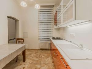 Prodej bytu 3+1, Praha - Nové Město, Mezibranská, 103 m2