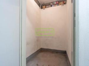 Prodej garážového stání, Praha, náměstí Přátelství, 12 m2