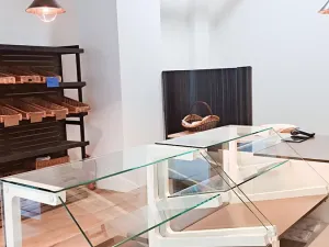 Pronájem obchodního prostoru, Praha - Vysočany, Kolbenova, 49 m2