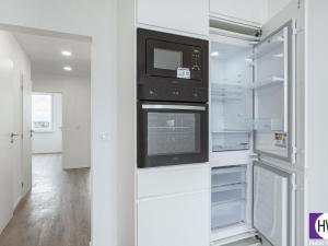 Prodej bytu 3+1, Praha, Urbánkova, 80 m2