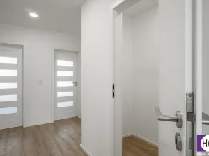 Prodej bytu 3+1, Praha, Urbánkova, 80 m2