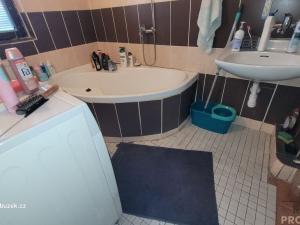 Pronájem rodinného domu, Bělkovice-Lašťany, 180 m2