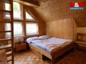 Prodej chalupy, Lipová-lázně - Horní Lipová, 175 m2