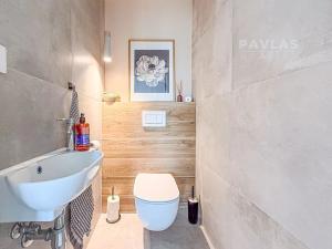 Pronájem rodinného domu, Kamenný Újezd, Ke Stráni, 145 m2