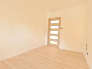 Pronájem bytu 2+kk, Jablonec nad Nisou, Nádražní, 55 m2