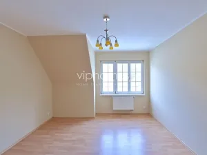 Pronájem vily, Praha - Nebušice, K vinicím, 288 m2