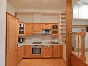 Pronájem bytu 3+kk, Praha - Josefov, Pařížská, 98 m2