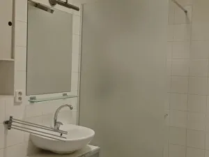 Pronájem bytu 2+kk, Jesenice, Cedrová, 225 m2