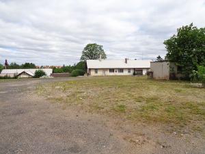 Prodej komerčního pozemku, Jesenice, Rekreační, 10738 m2