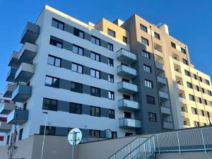 Pronájem bytu 3+kk, Praha - Hlubočepy, Fabiánové, 67 m2