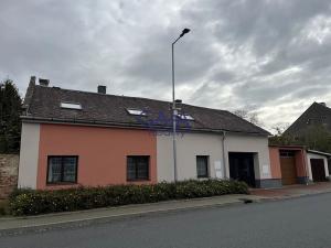 Prodej rodinného domu, Svésedlice, 144 m2