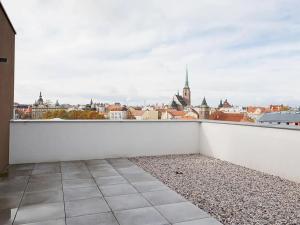 Pronájem bytu 2+kk, Plzeň, Pallova, 66 m2