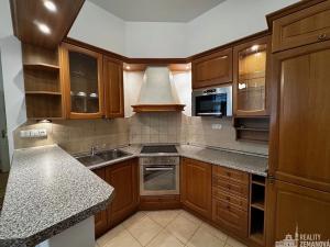 Pronájem bytu 1+kk, Praha - Vinohrady, 42 m2