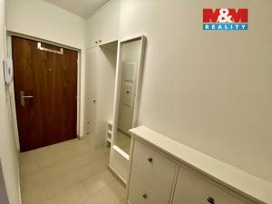 Pronájem bytu 2+kk, Praha - Háje, Loosova, 56 m2