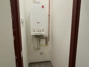 Prodej obchodního prostoru, Karlovy Vary, Sokolovská, 143 m2