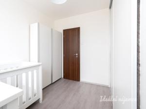 Pronájem bytu 4+kk, Praha - Kobylisy, Kaňkovského, 84 m2