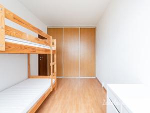 Pronájem bytu 4+kk, Praha - Kobylisy, Kaňkovského, 84 m2