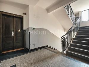 Pronájem bytu 2+1, Praha - Žižkov, Fibichova, 72 m2