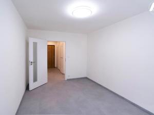 Pronájem bytu 2+kk, Praha - Černý Most, Vašátkova, 45 m2