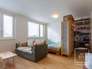 Prodej bytu 1+kk, Praha - Řepy, Laudova, 37 m2