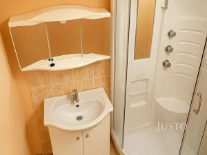 Prodej bytu 1+1, Ústí nad Labem, Maková, 45 m2