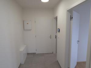 Pronájem bytu 2+kk, Praha - Chodov, K dubu, 38 m2