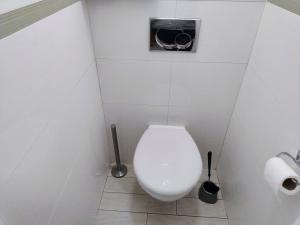 Prodej bytu 3+1, Praha - Kobylisy, Paláskova, 65 m2