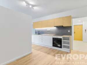 Prodej bytu 3+kk, Úsobí, 64 m2