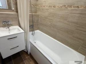 Pronájem bytu 2+1, Most, tř. Budovatelů, 52 m2