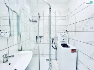 Pronájem bytu 4+1, Praha - Modřany, U zastávky, 75 m2