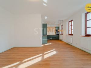 Prodej bytu 3+kk, Opava, Sadová, 75 m2