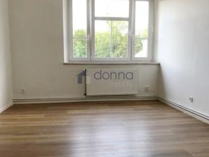 Pronájem bytu 3+1, Praha, Na srpečku, 83 m2