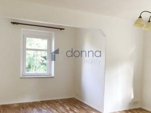 Pronájem bytu 3+1, Praha, Na srpečku, 83 m2