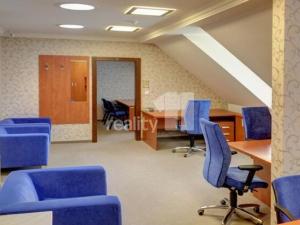 Pronájem kanceláře, Karlovy Vary - Dvory, Chebská, 75 m2