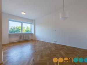 Pronájem bytu 2+kk, Praha - Podolí, Podolská, 55 m2