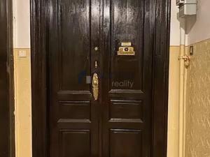 Pronájem bytu 2+kk, Praha, Lucemburská, 50 m2