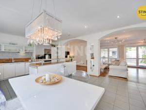 Pronájem rodinného domu, Mikulov, Bezručova, 204 m2