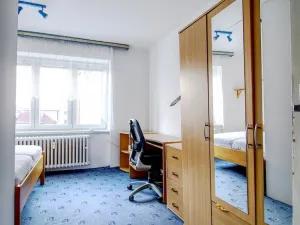 Pronájem bytu 2+1, Hradec Králové, Na Střezině, 55 m2