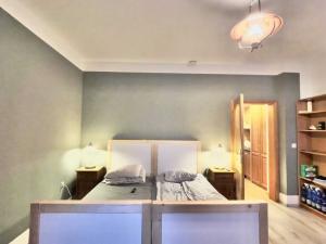 Pronájem bytu 1+kk, Praha - Vršovice, Donská, 25 m2