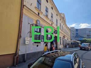 Prodej komerční nemovitosti, Jindřichův Hradec - Jindřichův Hradec II, Kmentova, 1773 m2