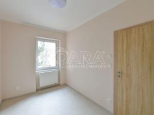 Pronájem bytu 1+1, Praha - Střížkov, Chrastavská, 28 m2