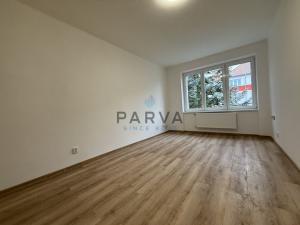 Pronájem bytu 2+1, Hrádek, 1. máje, 56 m2