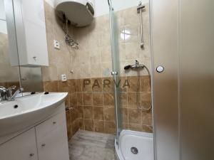 Pronájem bytu 2+1, Hrádek, 1. máje, 56 m2